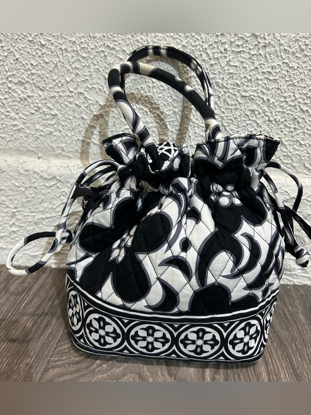 Vera Bradley Black & White Quilted Drawstring purse